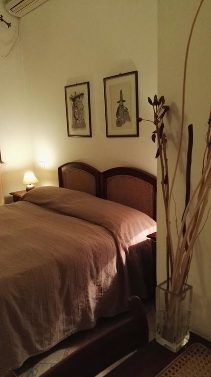 B&B Villa Acero Marina Di Carrara Δωμάτιο φωτογραφία